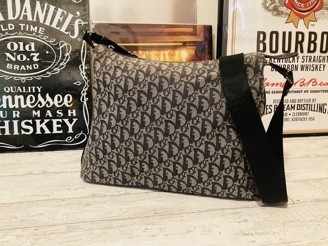 Dior Trotter Navy Canvas Shoulder Bag Authentic F0512531