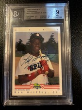 1992 Classic Best Ken Griffey Jr. Autograph On-Card Auto /3100 BGS 9