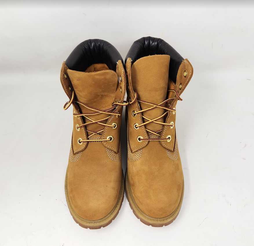 Women's 8W Timberland 6