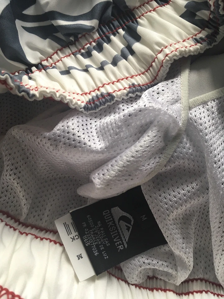 Short de Surf QuickSilver Taille M - Photo 4/4