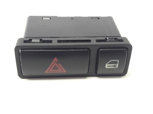 BMW 3 (E46) 2003 Schalter Warnblinkanlage 8368920 GUST21461