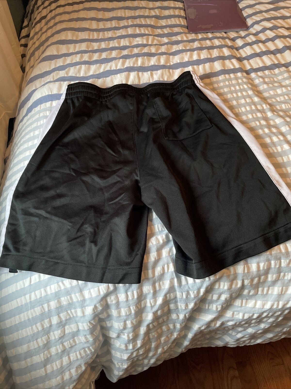 Y2K Gray Nike Tag Mens black and white shorts siz… - image 8