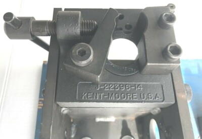 John37【CV-60x3/VF-2,14,102,142,154】 Kent Moore J 2396-14 J2239614 Fuel Injector Vise w/ Plate for