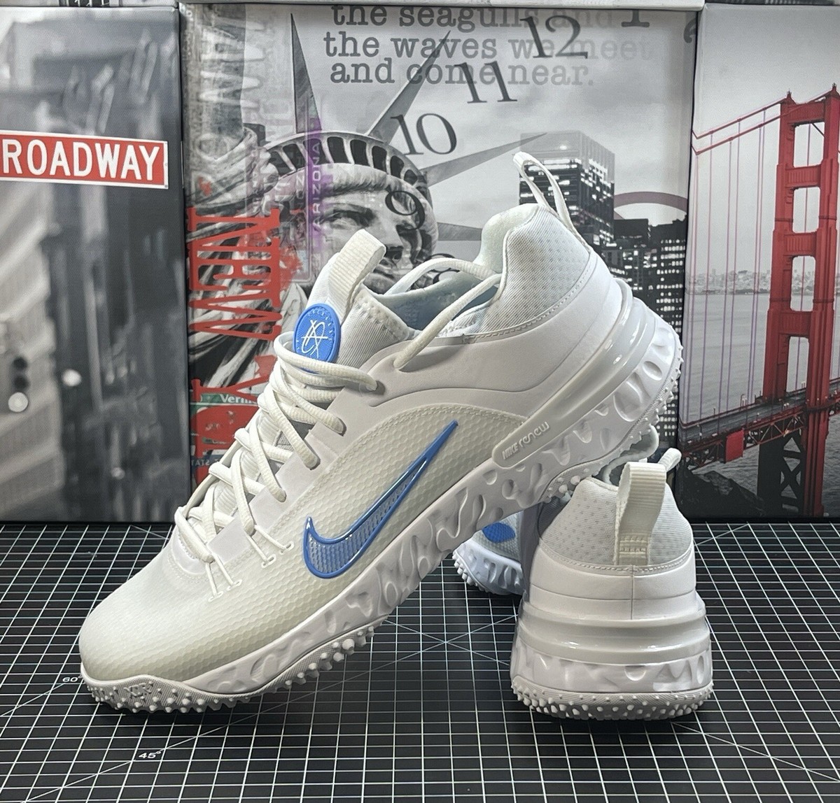 Nike Huarache 9 Elite TF LAX Lacrosse Turf Shoes Mens White Nike Huarache 9 Elite TF LAX Lacrosse Turf Shoes Mens White