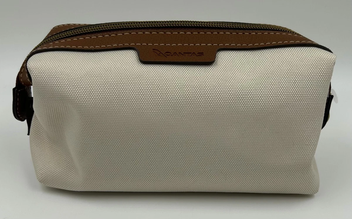 QANTAS AUSTRALIA BUSINESS CLASS RM WILLIAMS AMENITY KIT TOIELTRY BAG *SEALED*