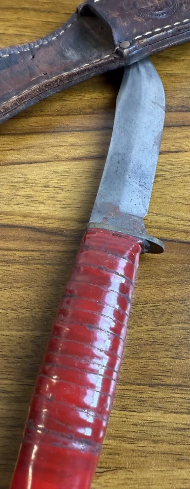 Cuchillo de caza Western Boulder Colorado hoja fija años 50-60 mango rojo con funda Foto 3 de 4