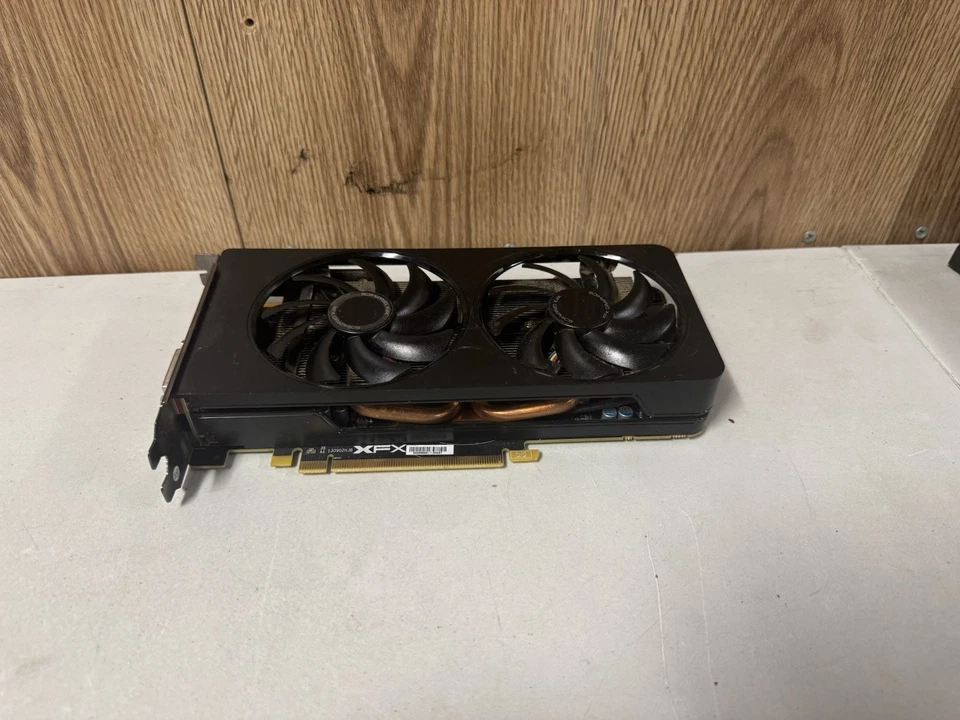 XFX Radeon R9 28X 3GB GDDR5  Graphics Card - Image 4 of 4