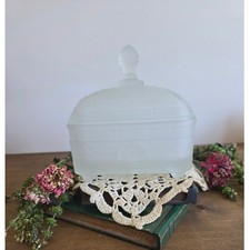 Indiana Glass Tiara Honey Bee Hive Box Frosted Clear Candy Dish