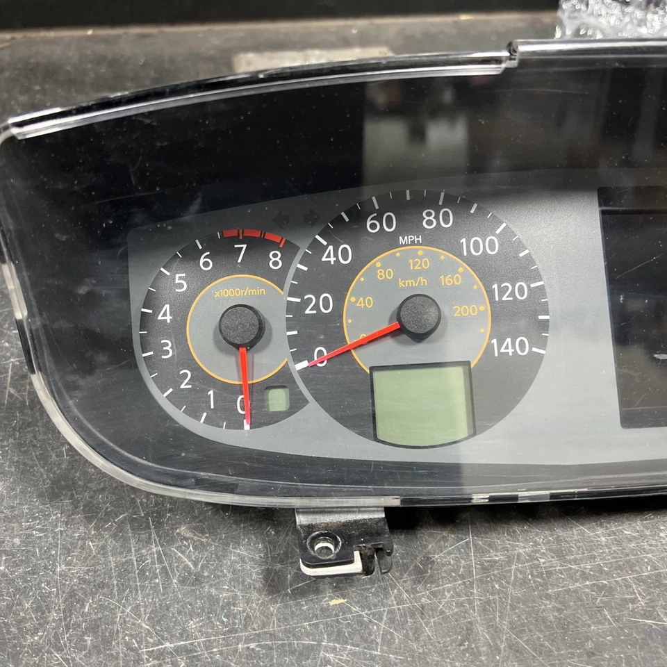 Velocímetro Nissan Quest 2004-2006 cuadro de instrumentos Foto 2 de 4