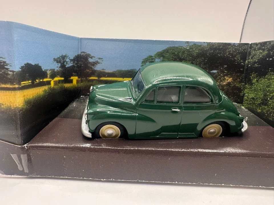 1:43 Scale Corgi 98134 Morris Minor 3-Door Saloon - Green - MIB - Image 3 of 4
