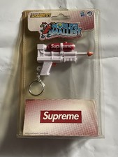 Supreme World's Smallest Super Soaker 50 Keychain SS19 case discolor aging