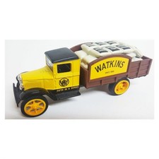Vintage Ertl Collectibles 1931 Hawkeye Truck Watkins Products Die-Cast Truck Ban