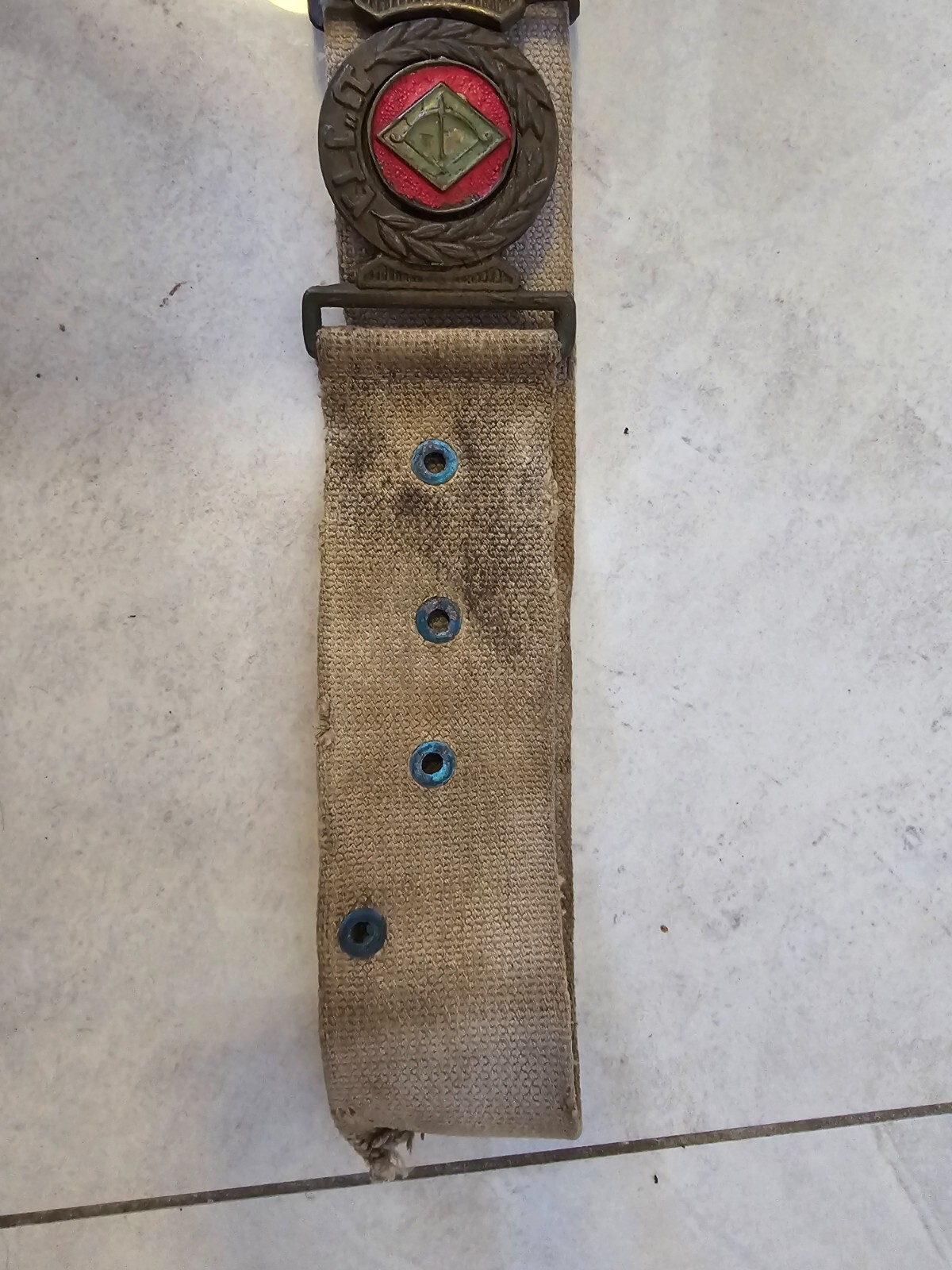 Picture 4 of 5