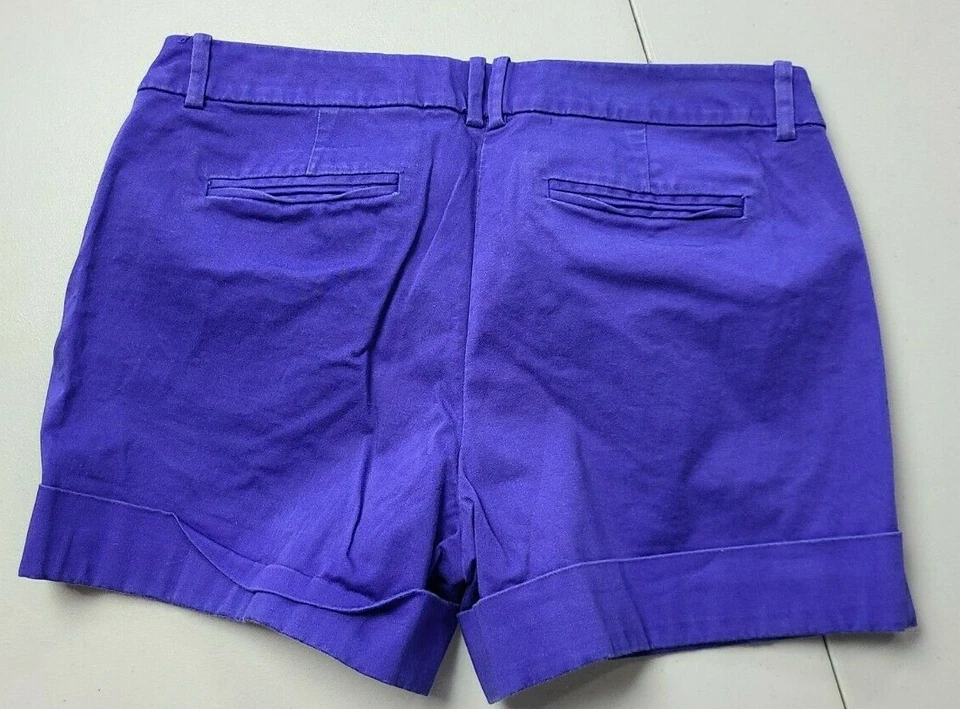 Pantalones Cortos Chinos Mossimo Para Mujer Talla 4 (30x3) Púrpura Informales Caminar Pantalones Cortos Verano Foto 2 de 3