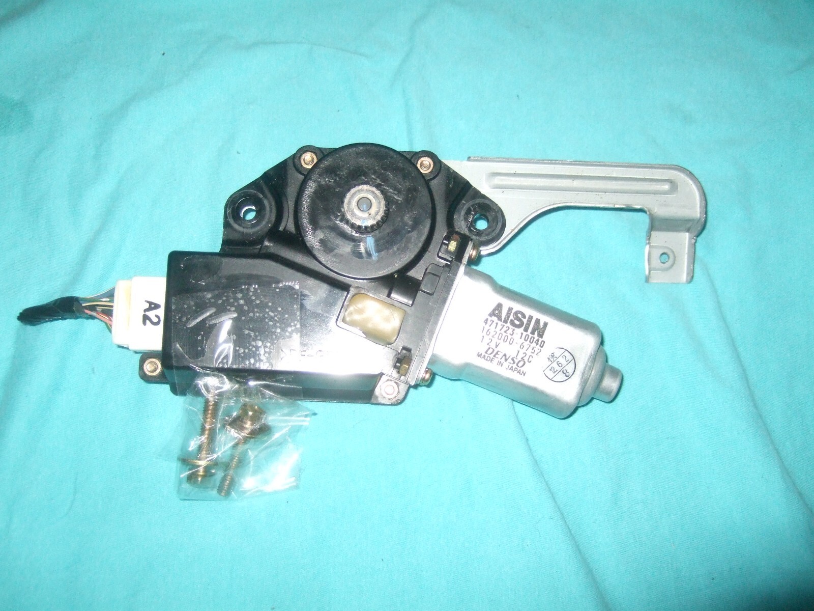 Picture 1 of 2