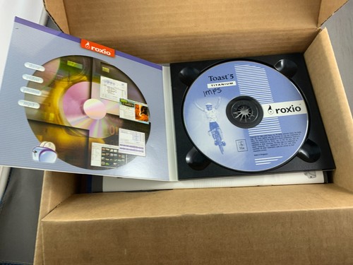Roxio Toast 5 Titanium CD/DVD Burning Software for Apple Power PC Macs (L) - Picture 8 of 8