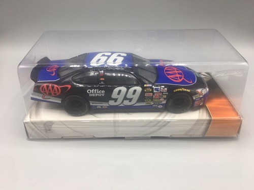 Hot Wheels Nascar Diecast 2005 Race Day Series #99 Carl Edwards New Sealed 1:24 - Picture 11 of 12