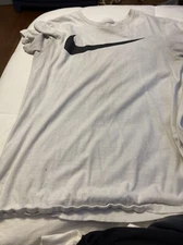 Nike Men's Athletic Wear Short Sleeve T Shirt Size Small Mens