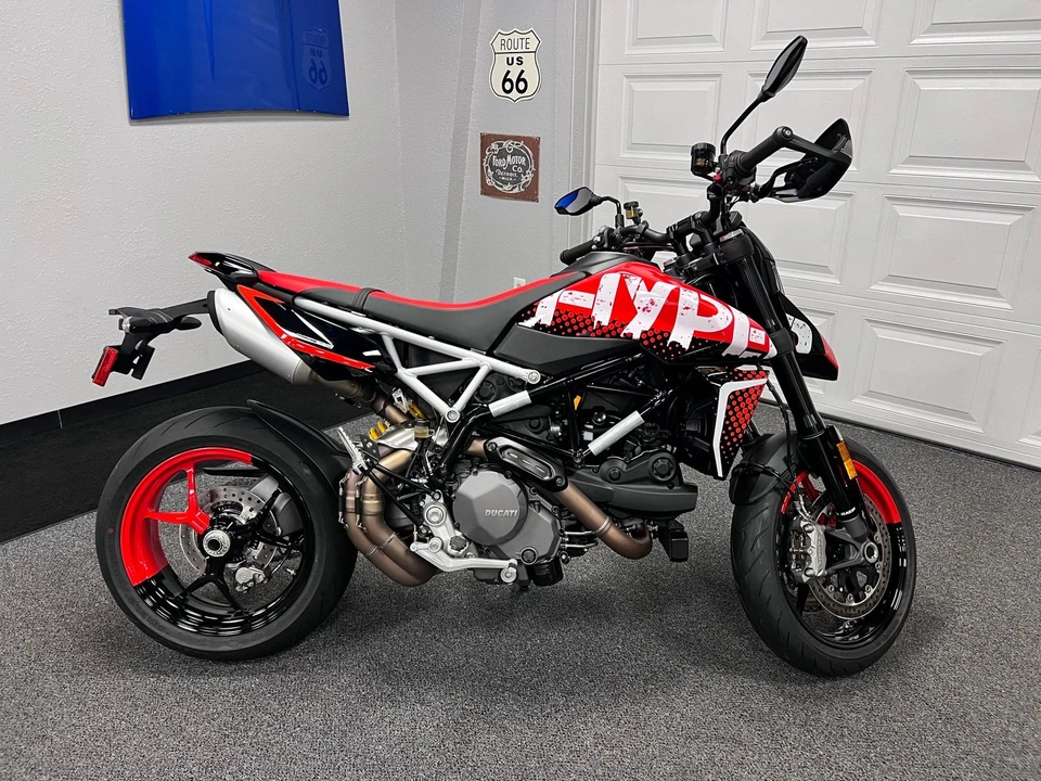 2022 Ducati Hypermotard - Изображение 3 из 4