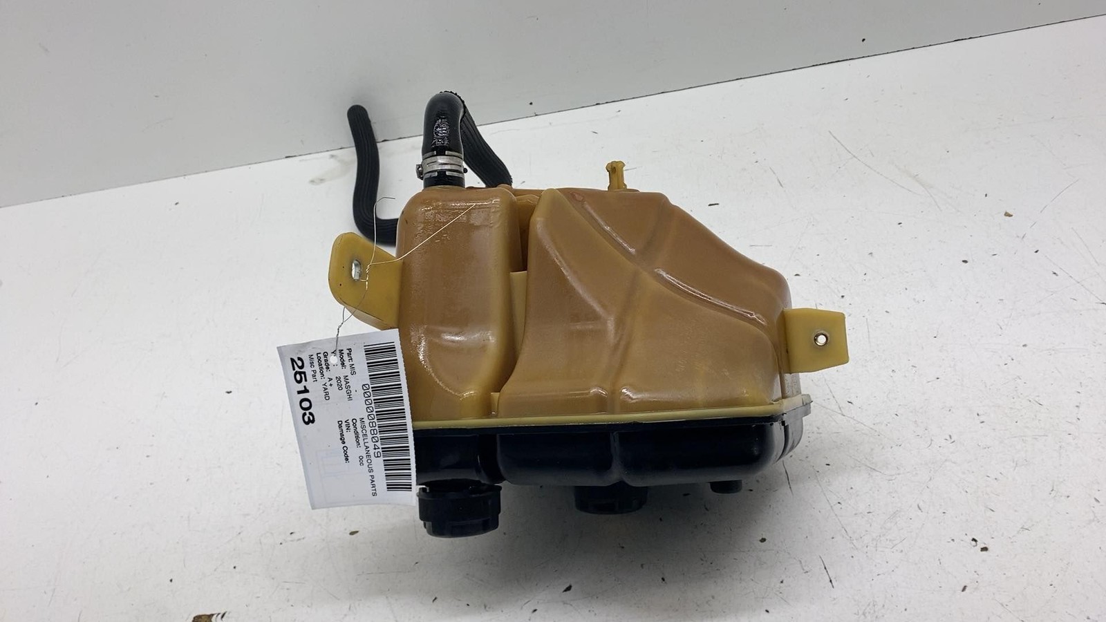 ⭕ 14-20 Maserati Ghibli Coolant Overflow Expansion Tank Bottle Reservoir w/ Hose