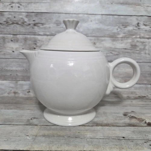 Vintage FIESTAWARE Teapot Fiesta WHITE  5 Cup Tea Pot Discontinued
