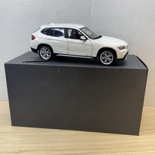 Kyosho BMW X1 E84 xDrive28i 1:18 Dealer Promo Alpine White OEM Model w/ Box