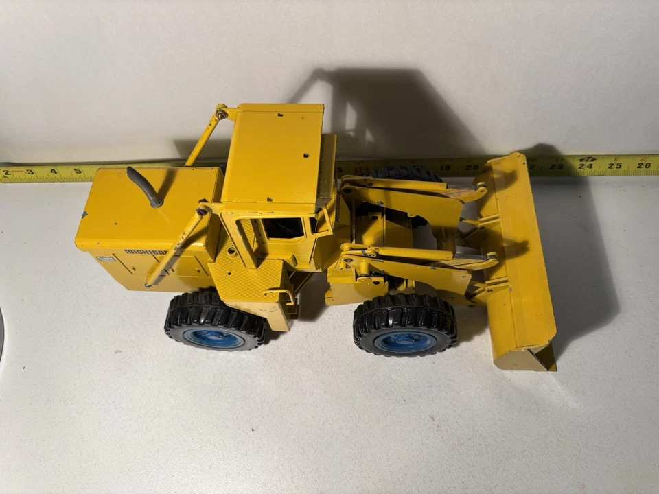 Vtg Gescha CLARK MICHIGAN Wheel Loader 1:20 LARGE HEAVY RARE DIECAST PAYLOADER - Image 4 of 4