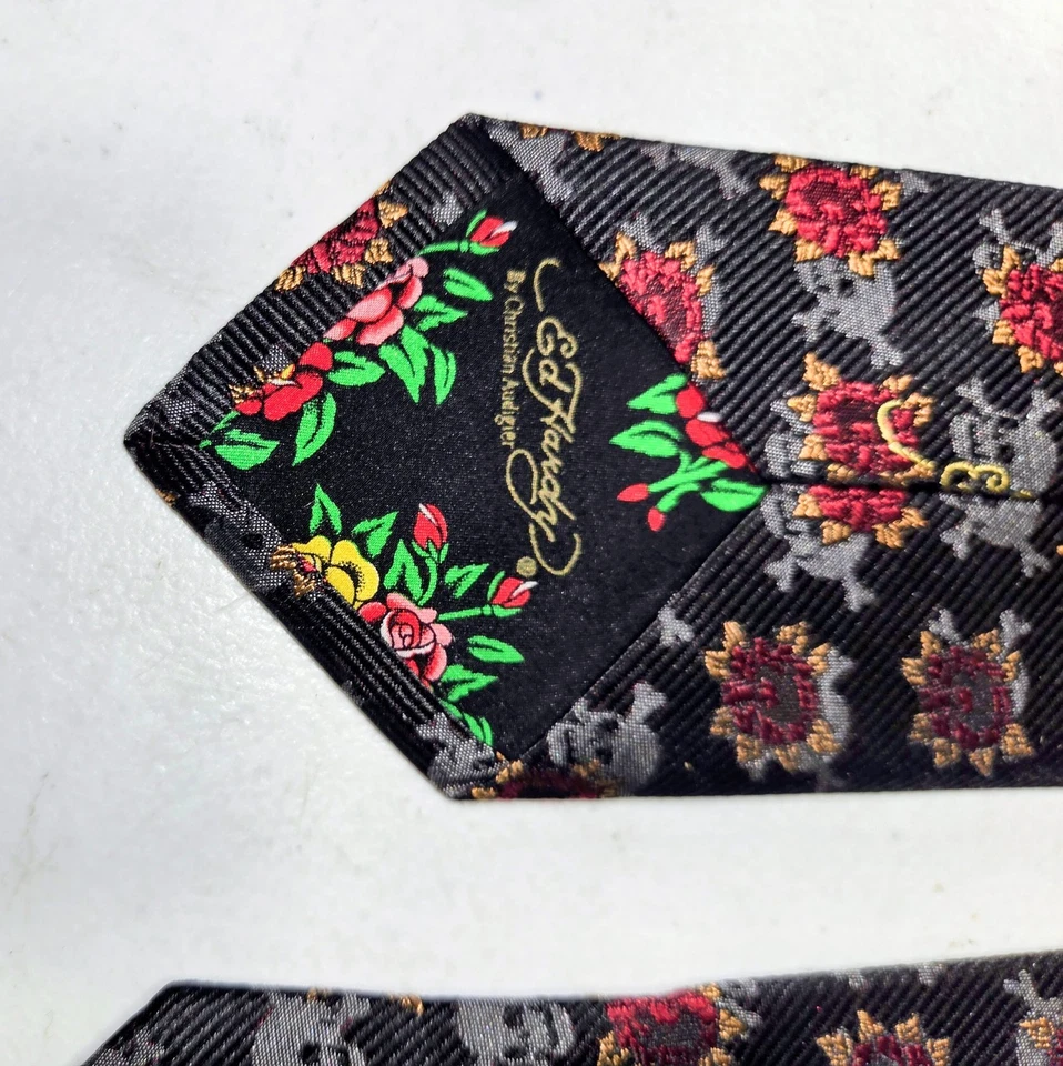 Corbata Ed Hardy Christian Audigier Calaveras y Rosas de Seda Excelente Estado ¿Rara? Foto 2 de 4