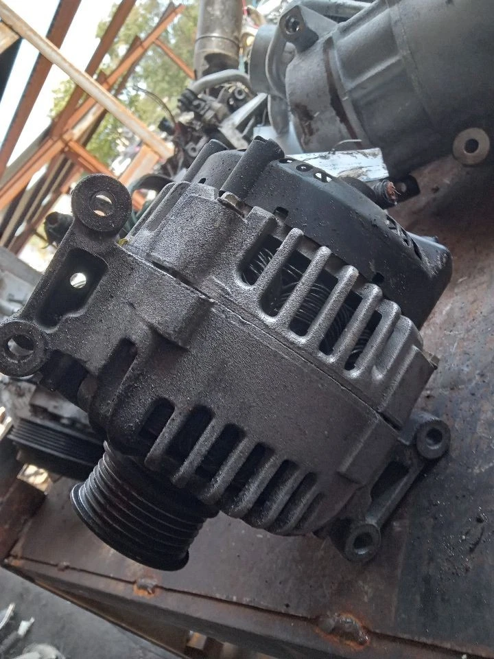 Used Alternator fits: 2011 Audi S4 3.2L 150 amp Valeo manufacturer Grade A - Imagem 2 de 4