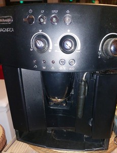 Kaffeevollautomat DeLonghi Magnifika Defekt