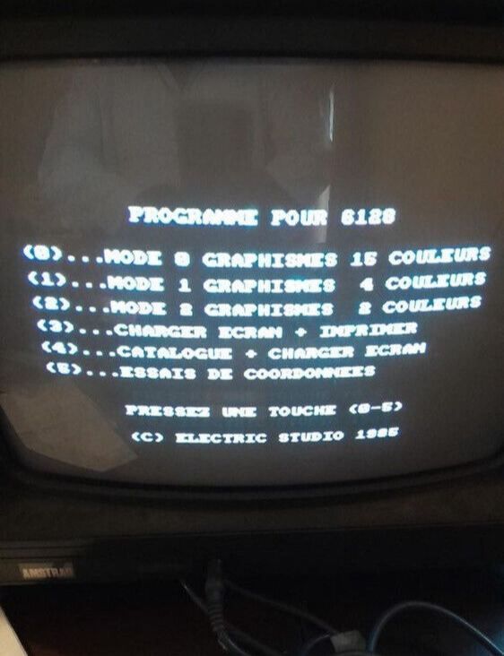 A great story about twin CPC 6128's most likely manufactured in the same factory hours apart | Amstrad noob