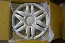 Wheel Cover HubCap 12 Spoke Fits 00-01 CAMRY 1759093