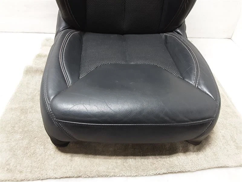 Asiento de cuero para conductor Jeep JK Wrangler 75 aniversario 4 puertas 2011-2017 113011 Foto 2 de 4