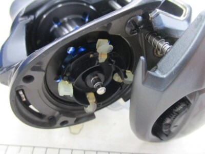 Shimano's 19 SLX MGL 71HG Right Handed Bait Casting Reel big game