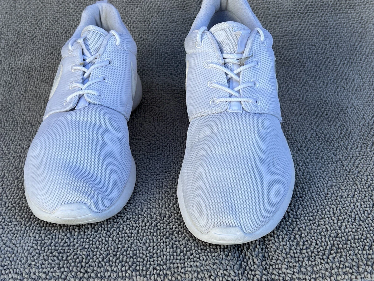Roshe run top mens all white