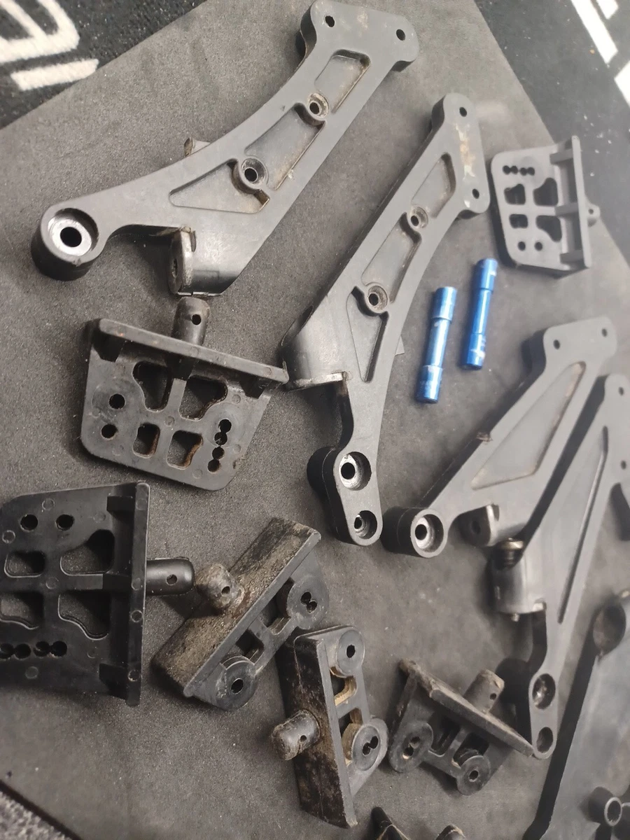 K Factory K8023 Support De Carrossage Arrière Pour Kyosho MP7.5 - Vintage, Neuf Sous Emballage