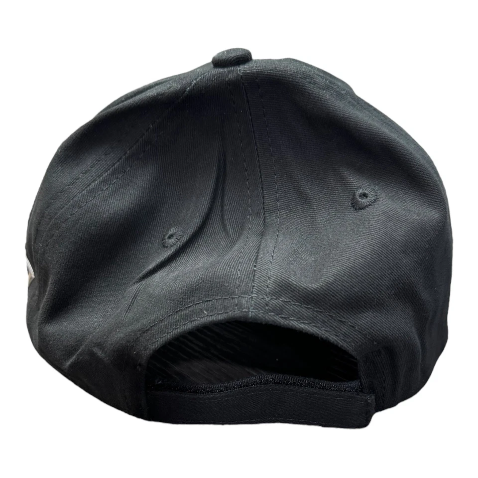 Sombrero/Gorra Camaro - Negro con Nuevo Logo/Emblema de Metal Líquido Cromado (Licencia) Foto 4 de 4