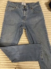 Vintage Levi's Classic Blue Denim Jeans with Five-Pocket Design Size 8