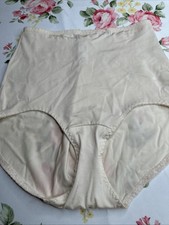 Vtg Panties OLGA Second Skin Medium Nylon Girdle Brief Ivory 40009 Stretch Satin