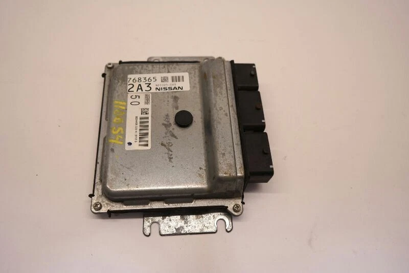Módulo de control electrónico ECM motor Nissan Altima 16-17 guardabarros derecho  Foto 3 de 4