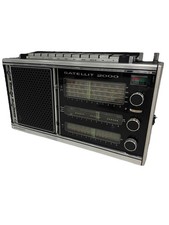 Grundig Satellit 2000 Transistor Radio Untested For Parts Or Repair