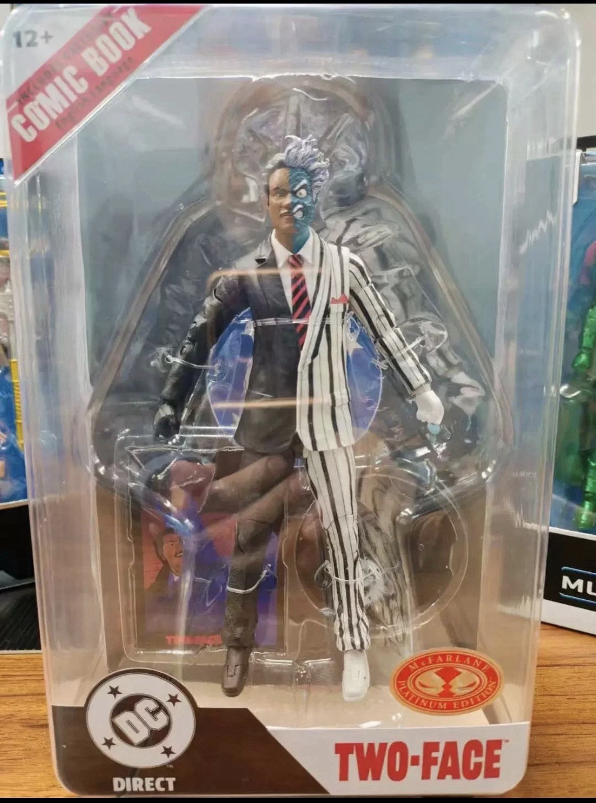 McFarlane DC Multiverse Two-Face (1989) 1/10 Action Figure