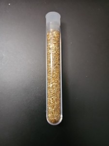 gold leaf flakes