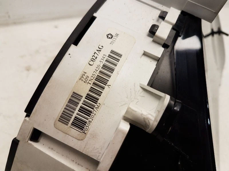 Chrysler Pacifica 2005 (3,8 L/AT) velocímetro sin navegación *150 k*  Foto 3 de 4