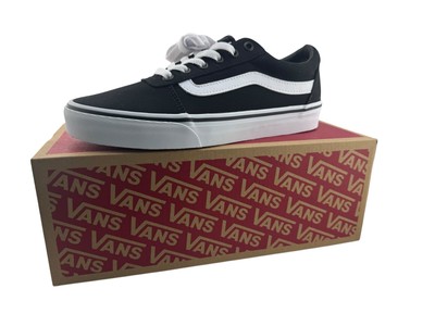 Size 8 - VANS OLD SKOOL BLACK/WHITE LOW SUEDE CANVAS SHOES WOMEN'S