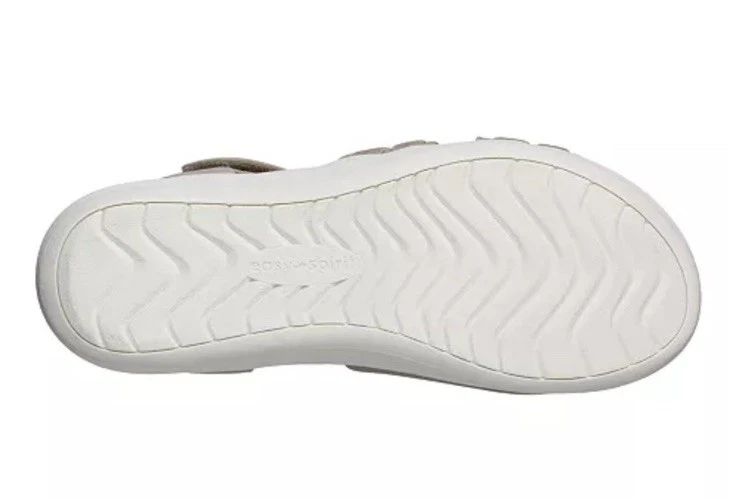 Sandálias esportivas leves femininas Easy Spirit Weber cor acastanhada tamanho 6 M - Imagem 4 de 4