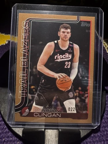 2025-26 Topps Basketball Trail Blazers Donovan Clingan Gold /2025