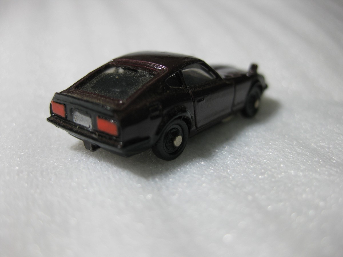 Nissan Fairlady Z 240ZG HS30 Diecast Model Car 7 Eleven & Best Car