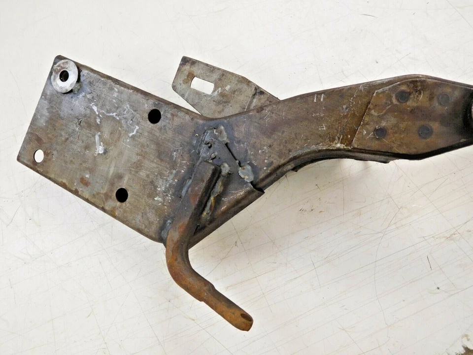 JS678 - NOS Bisagra de capó derecha - Jaguar XJ6C/XJ12C con conversión de parachoques Euro Foto 4 de 4