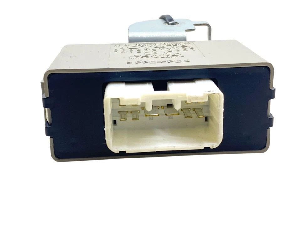 Convertidor de remolque relé OEM 2018-2022 LEXUS RX450h 81985Yy020 Foto 2 de 4